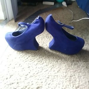 Vintage suede high heel